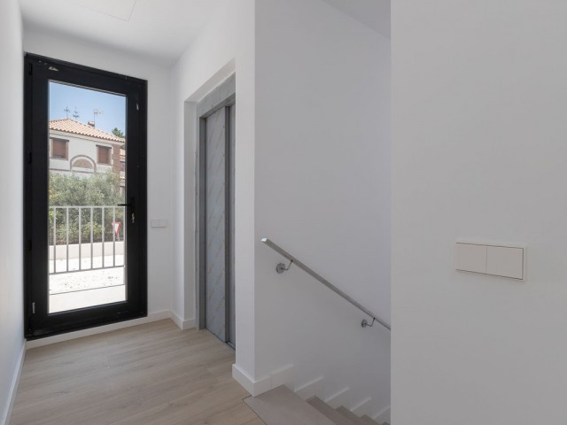 4 Sovrums Villa i Elviria