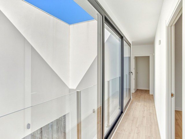 4 Makuuhuoneen Huvila Elviria