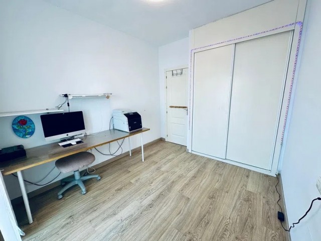 Maison mitoyenne avec 5 Chambres  à Riviera del Sol