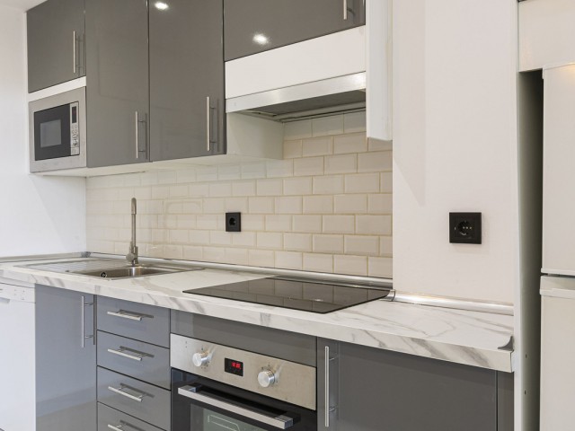 2 Bedrooms Apartment in Nueva Andalucía