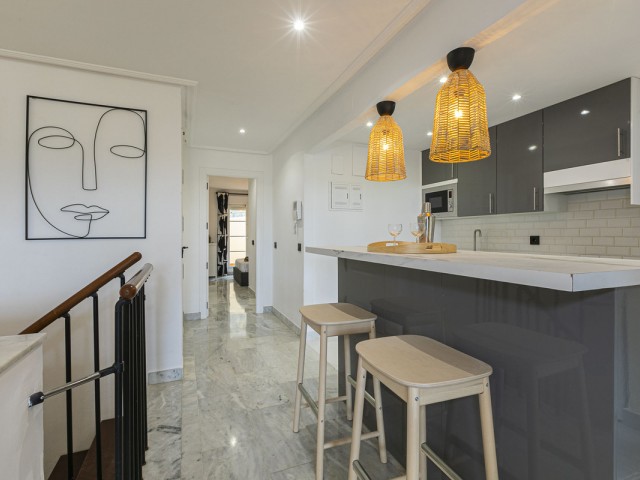 2 Bedrooms Apartment in Nueva Andalucía