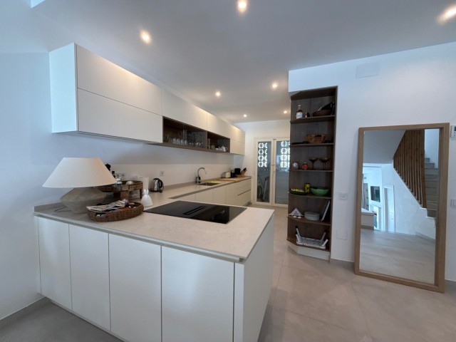 3 Bedrooms Townhouse in Nueva Andalucía