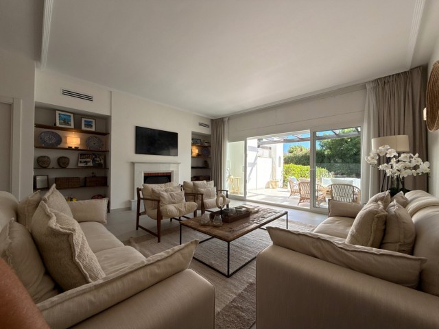 3 Bedrooms Townhouse in Nueva Andalucía