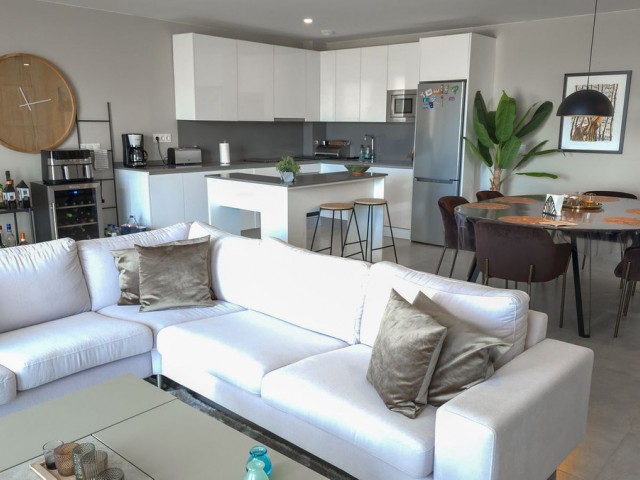 Penthouse avec 4 Chambres  à La Cala de Mijas