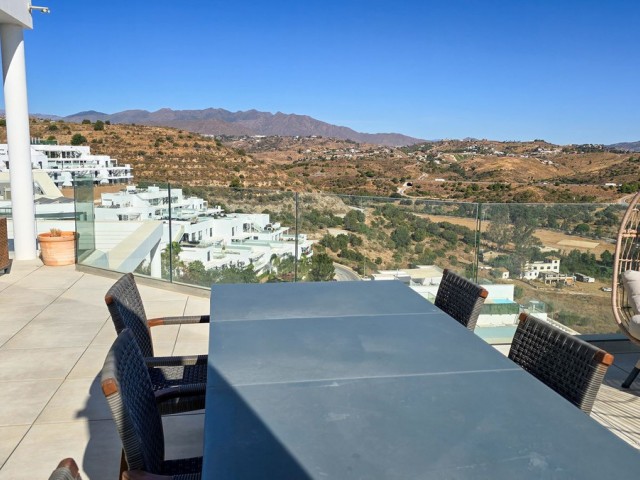 Penthouse avec 4 Chambres  à La Cala de Mijas