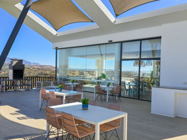 Penthouse avec 4 Chambres  à La Cala de Mijas