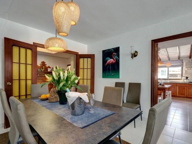 5 Bedrooms Apartment in Estepona