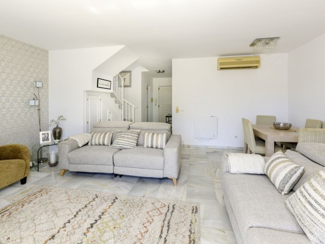 3 Makuuhuoneen Rivitalo Atalaya