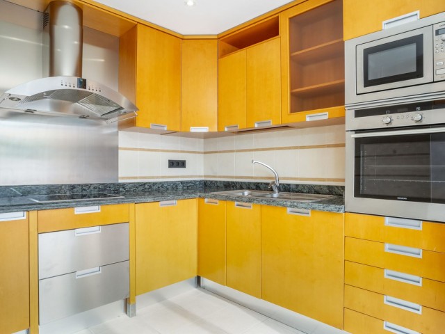 2 Schlafzimmer Apartment in Marbella