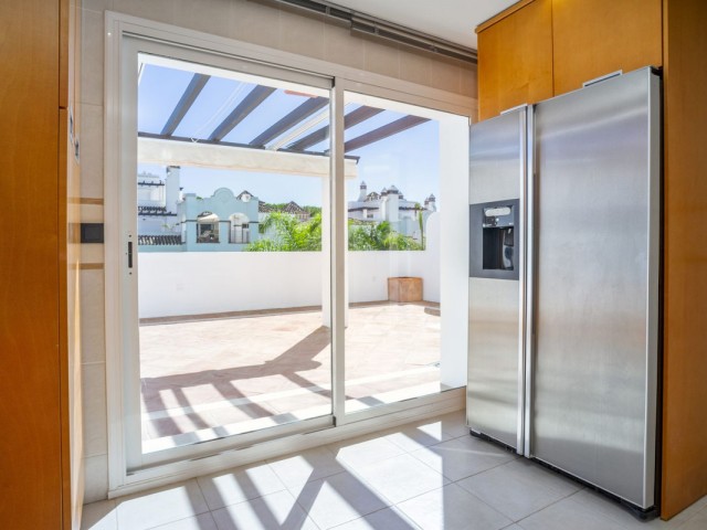 2 Schlafzimmer Apartment in Marbella