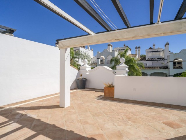 2 Schlafzimmer Apartment in Marbella