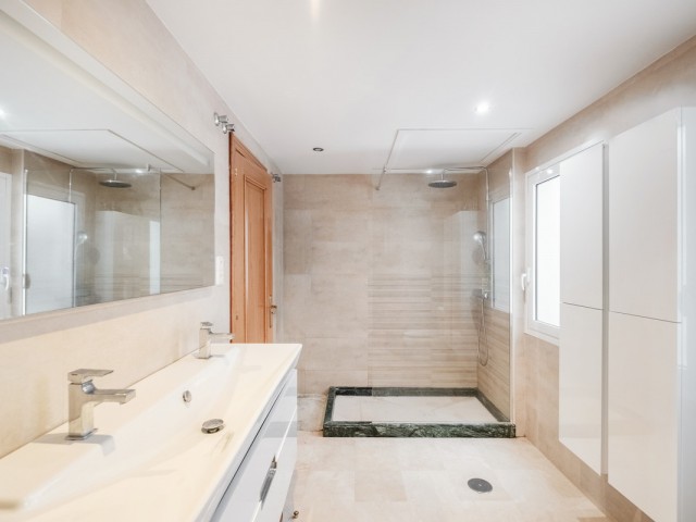 Appartement avec 3 Chambres  à The Golden Mile