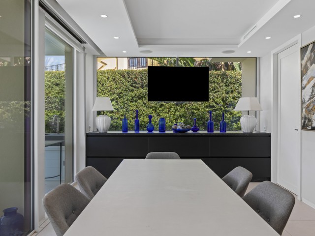 5 Bedrooms Villa in Guadalmina Alta