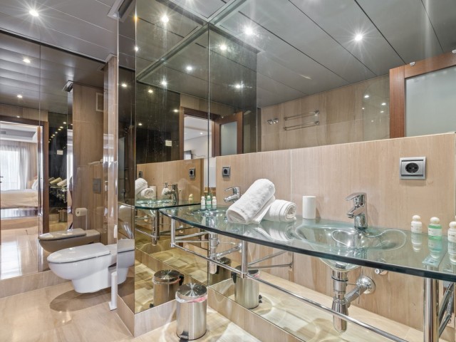 4 Bedrooms Apartment in New Golden Mile