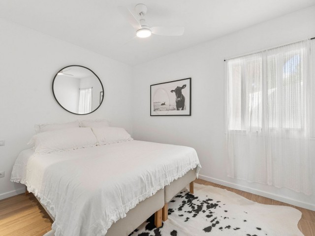 2 Bedrooms Apartment in Nueva Andalucía
