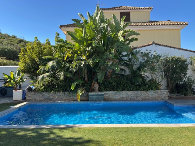 Villa, Casares, R5183842