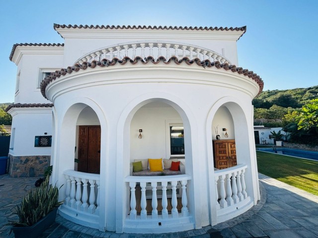 Villa, Casares, R5183842