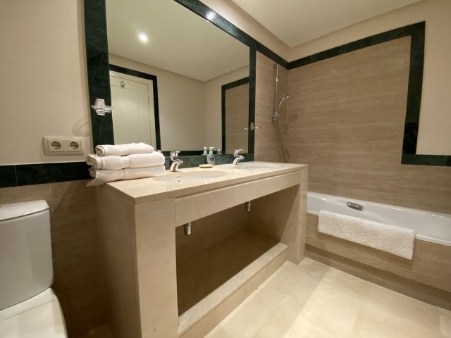 Apartamento con 2 Dormitorios  en La Quinta
