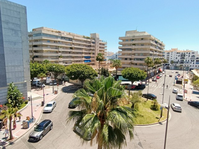 Comercial con 0 Dormitorios  en Puerto Banús