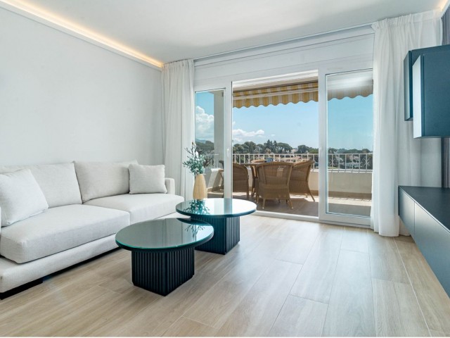 Penthouse in Nueva Andalucía