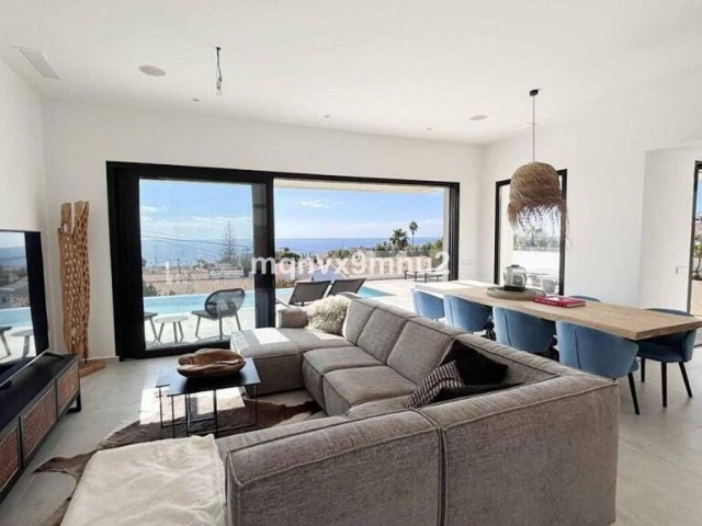 3 Makuuhuoneen Huvila El Chaparral