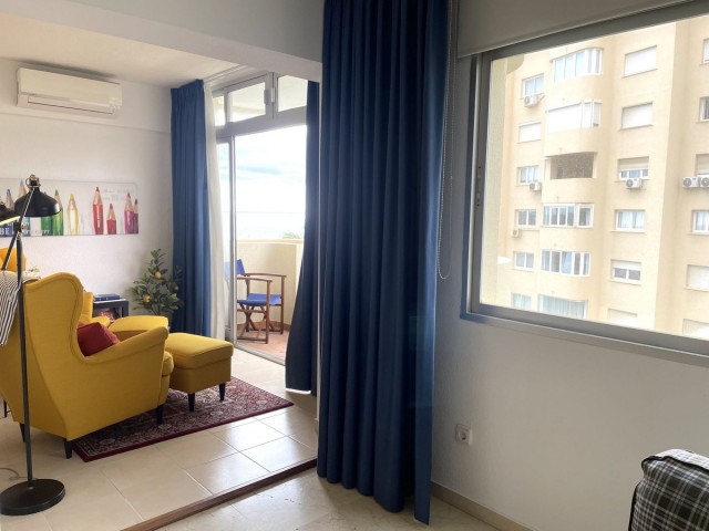 Apartamento con 1 Dormitorios  en Estepona
