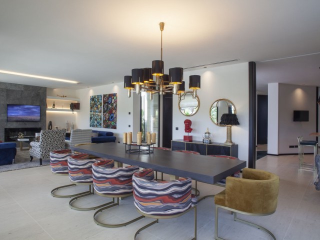 7 Bedrooms Villa in Nueva Andalucía