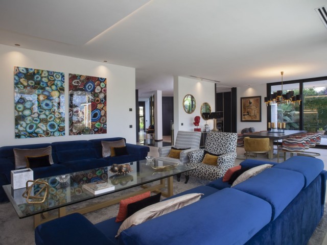 7 Bedrooms Villa in Nueva Andalucía