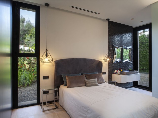 7 Bedrooms Villa in Nueva Andalucía