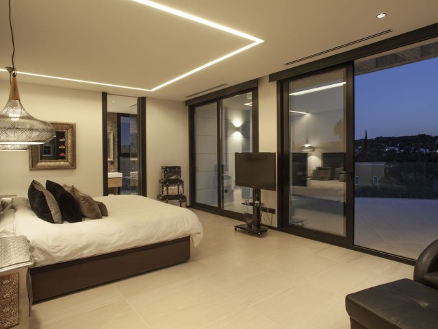 7 Bedrooms Villa in Nueva Andalucía