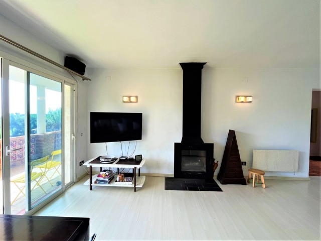 Villa con 3 Dormitorios  en Estepona