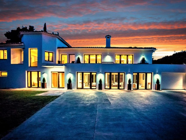 8 Sovrums Villa i San Pedro de Alcántara