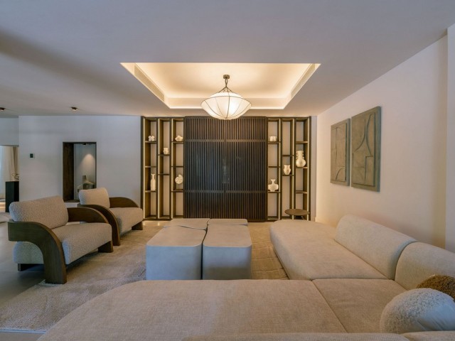 5 Slaapkamer Villa in Nueva Andalucía