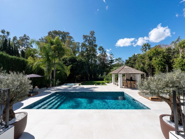 5 Slaapkamer Villa in Nueva Andalucía