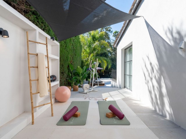 5 Slaapkamer Villa in Nueva Andalucía