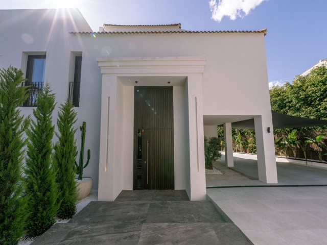 5 Slaapkamer Villa in Nueva Andalucía