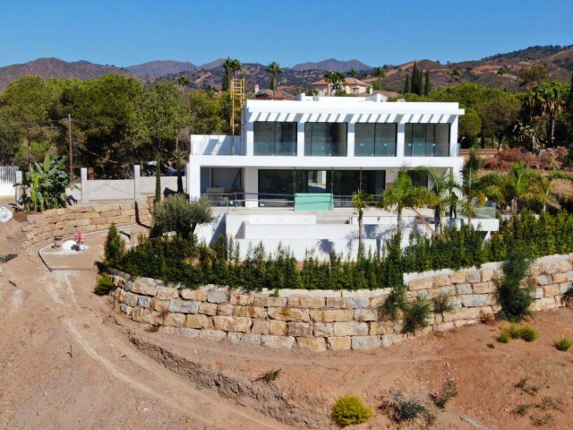 4 Sovrums Villa i Elviria
