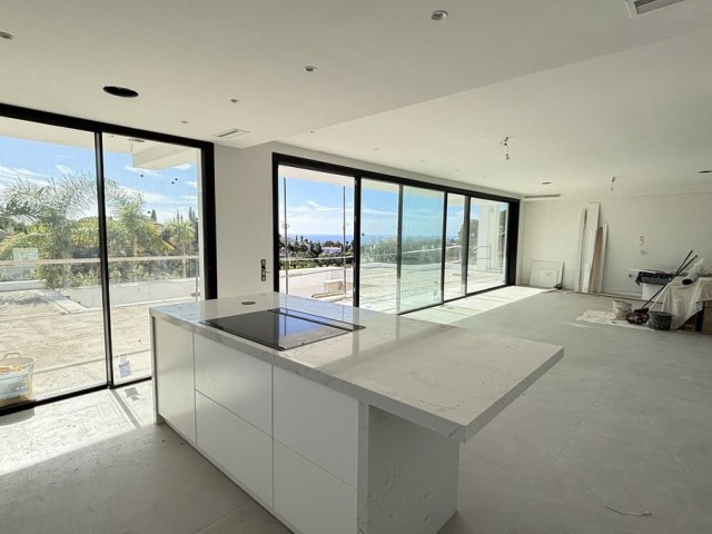 Villa avec 4 Chambres  à Elviria