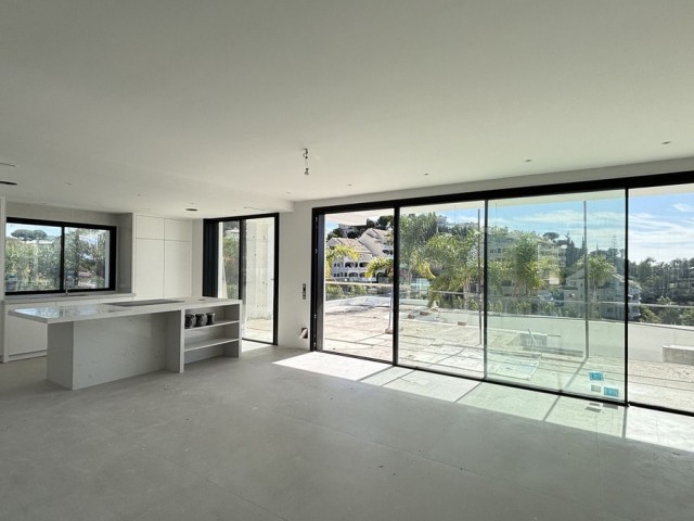 Villa avec 4 Chambres  à Elviria