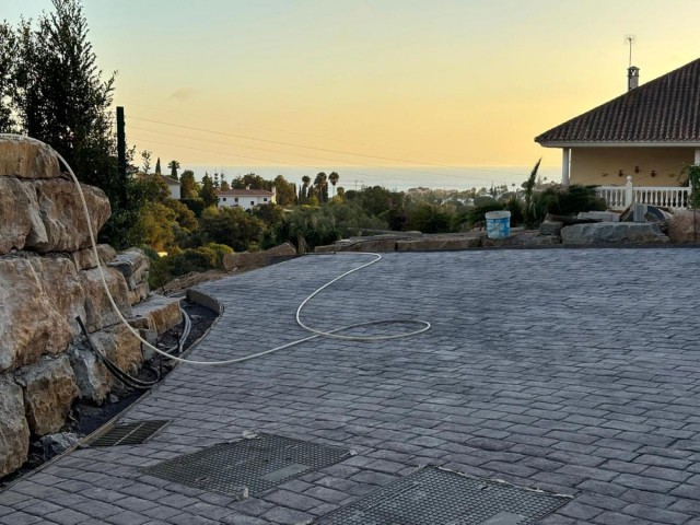 Villa avec 4 Chambres  à Elviria