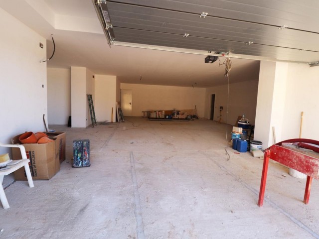 Villa avec 4 Chambres  à Elviria