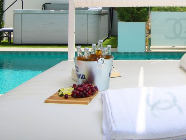 Villa con 5 Dormitorios  en La Cala de Mijas