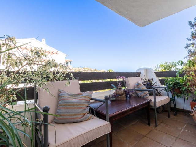 Apartamento con 3 Dormitorios  en Estepona