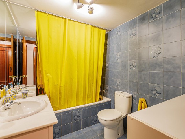 4 Bedrooms Apartment in Marbella