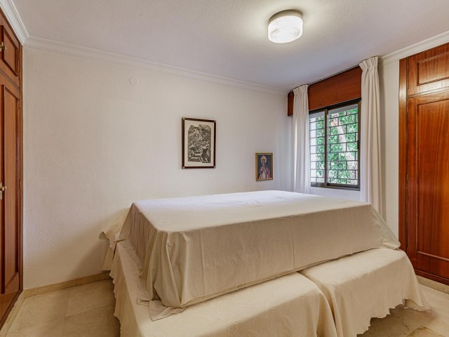 4 Bedrooms Apartment in Marbella
