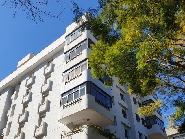 4 Bedrooms Apartment in Marbella