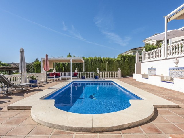 Villa avec 4 Chambres  à Mijas Golf