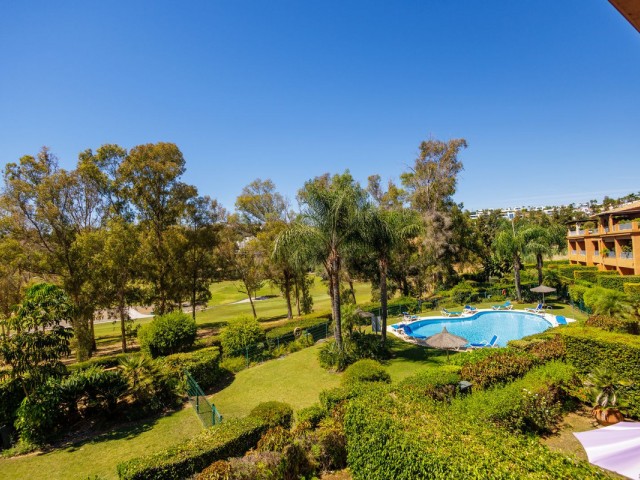 Apartamento con 2 Dormitorios  en Estepona
