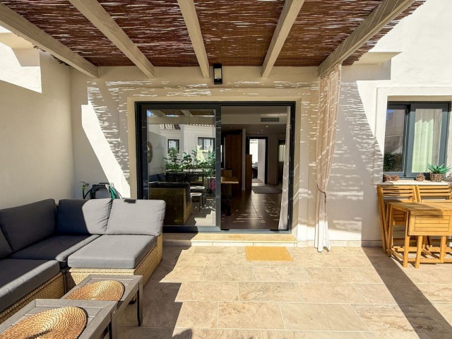 3 Bedrooms Townhouse in El Paraiso