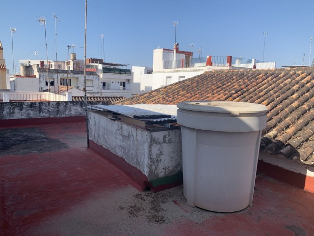 Adosado con 4 Dormitorios  en Estepona